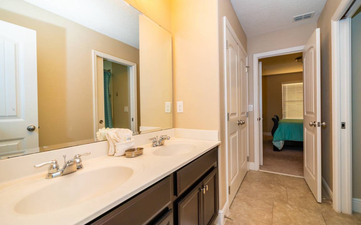 Photo of Bathroom in Loughman