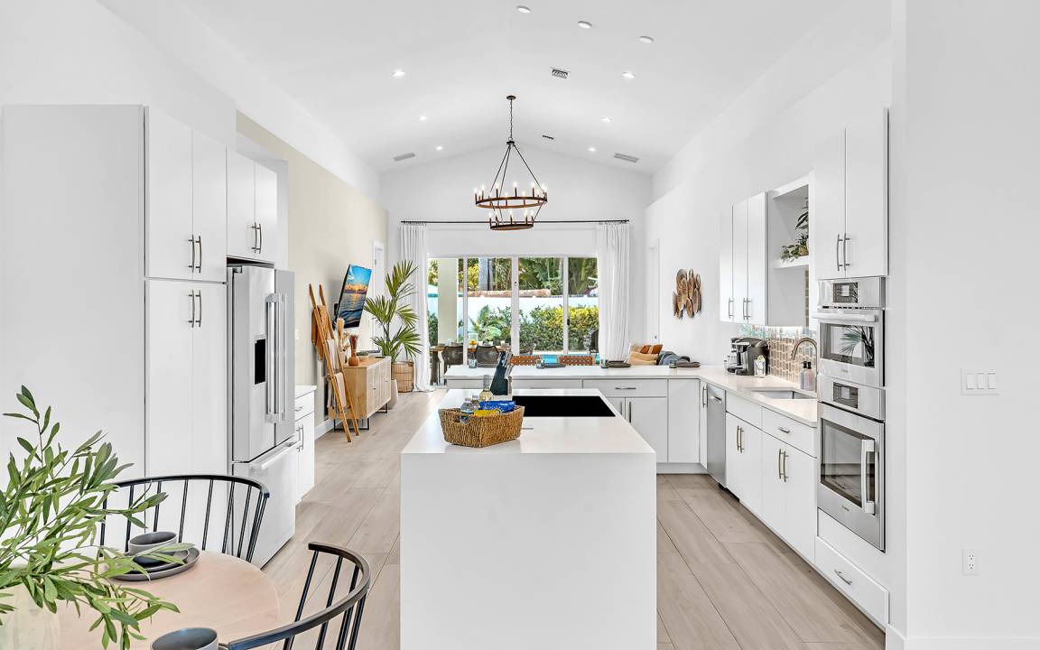 Photo of Others in Poinsettia Heights