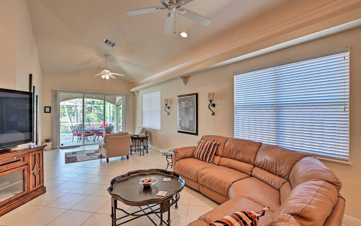 Photo of Livingroom in Naples Park