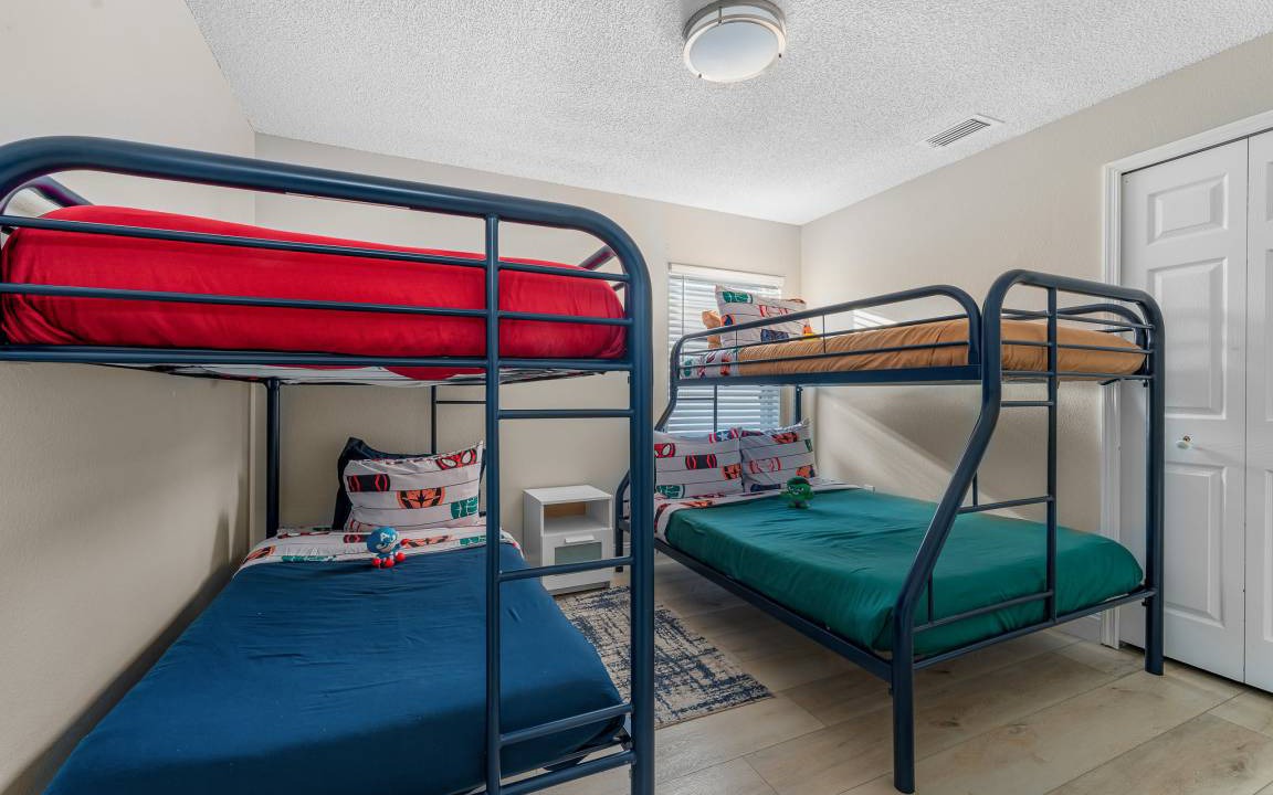 Photo of Bedroom in Lake Berkley