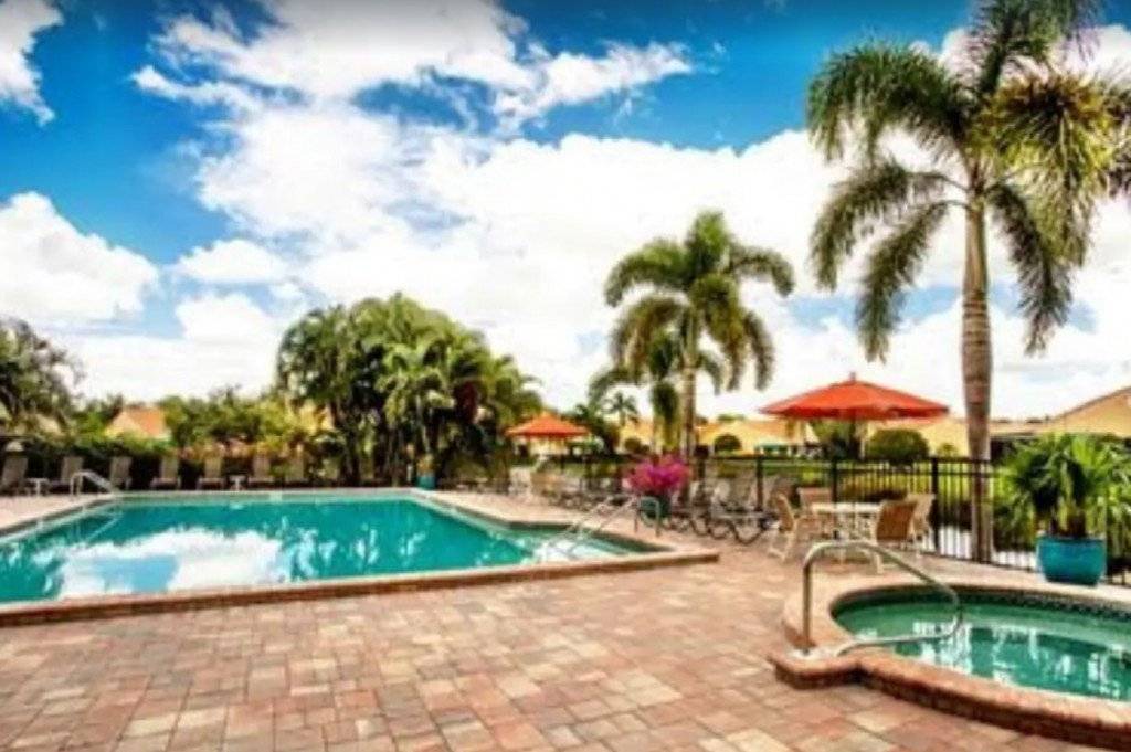 Photo of Others in North Naples