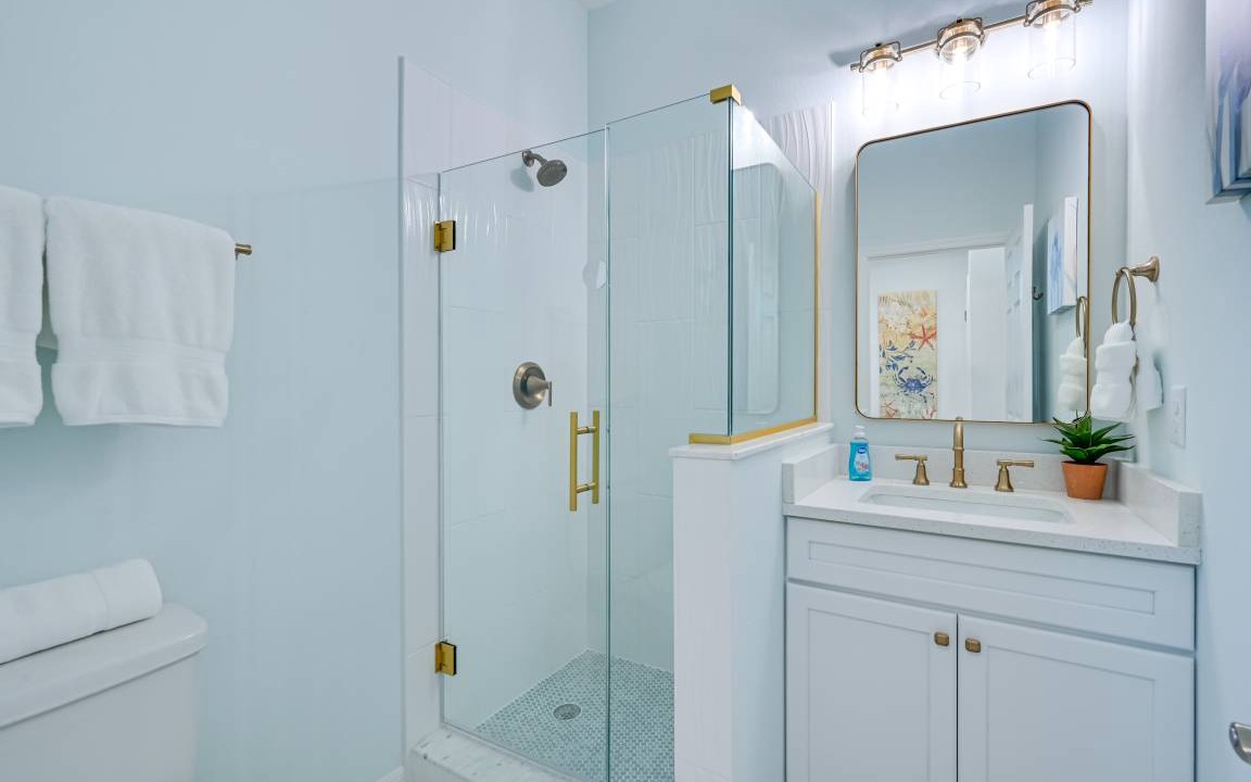 Photo of Bathroom in Hudson Beach Estates