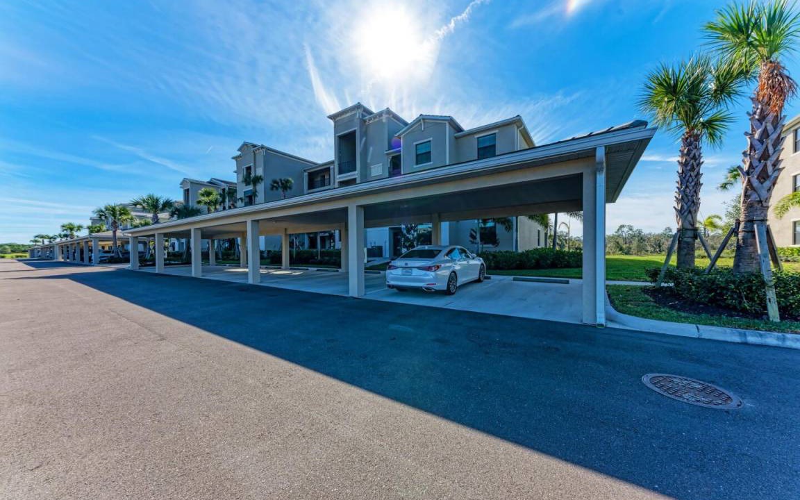 Photo of Buildings in Lakewood Ranch