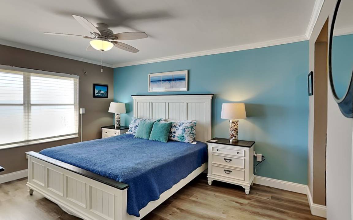 Photo of Bedroom in Seawinds Condo