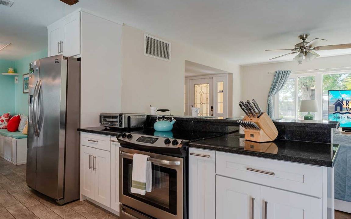 Photo of Kitchen in Yacht Club