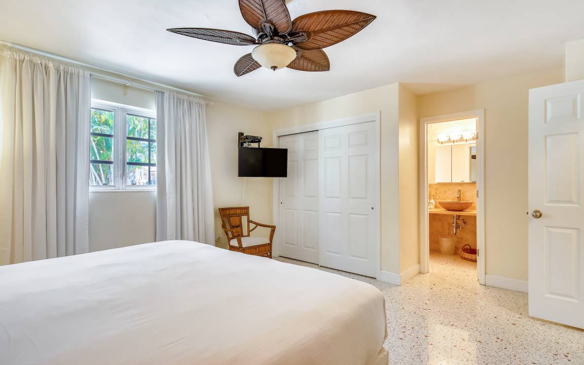 Photo of Bedroom in Midtown