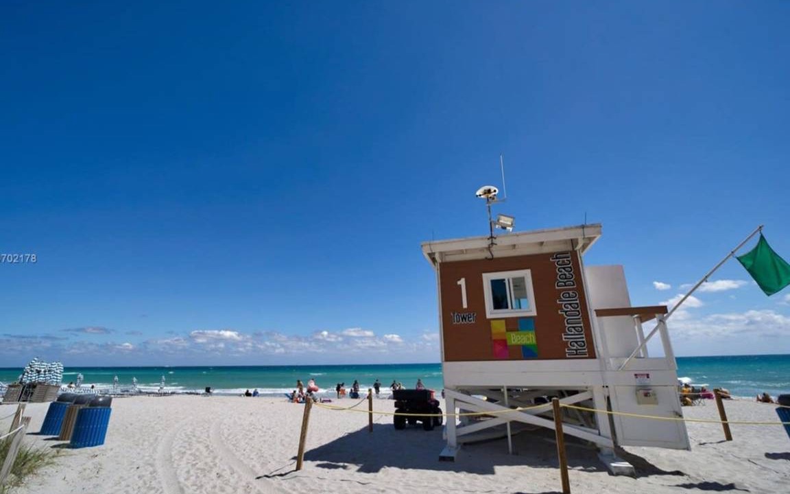 Photo of Others in Hollywood South Central Beach