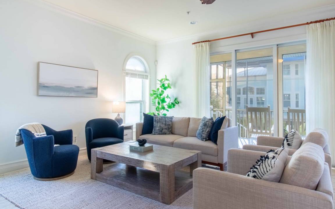 Photo of Livingroom in Captiva