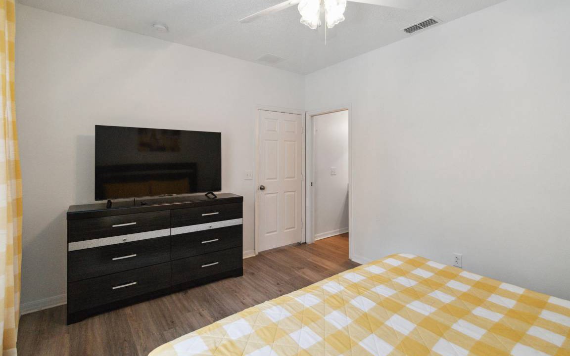 Photo of Bedroom in Sunset Ridge