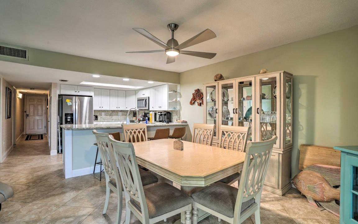 Photo of Livingroom in Indian Shores