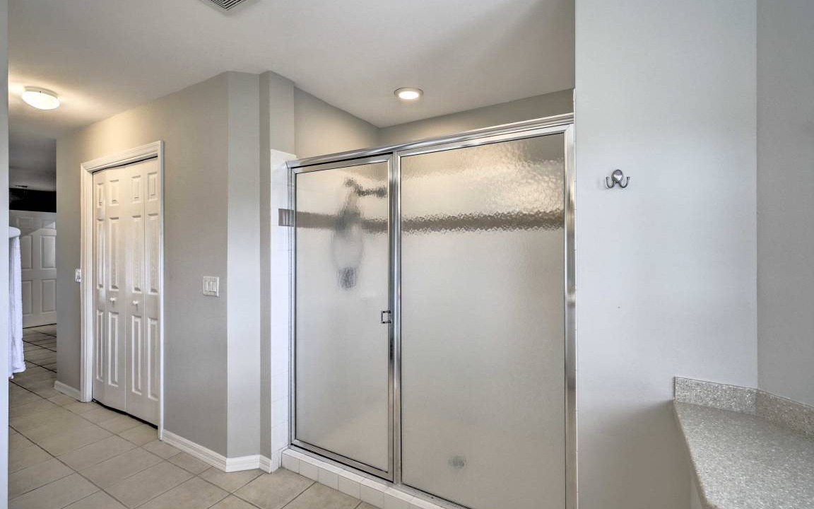 Photo of Bathroom in Trafalgar