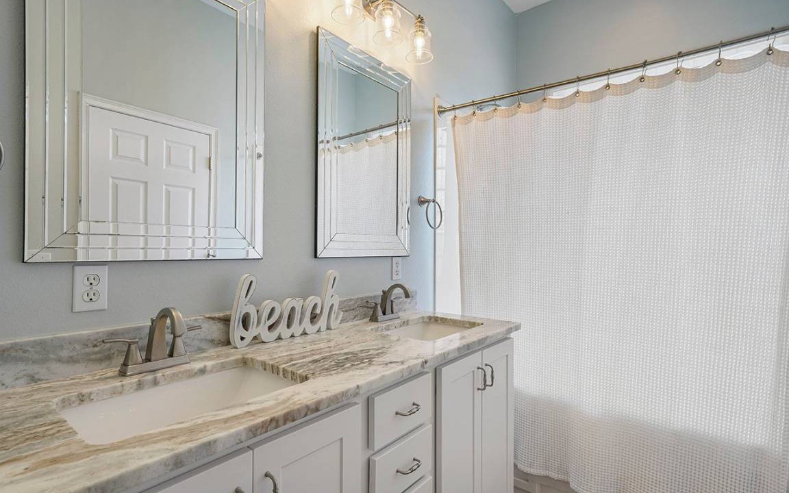 Photo of Bathroom in Gulf Pines