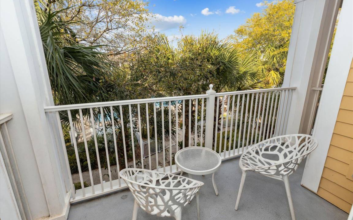 Photo of Patio Balcony in Baytowne Wharf