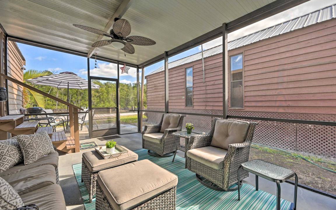Photo of Patio Balcony in Everglades City