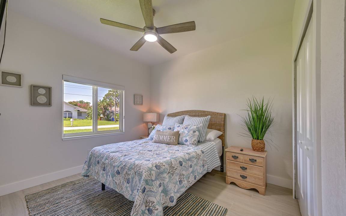 Photo of Bedroom in Sebring