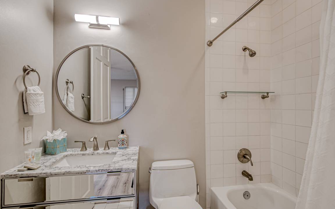 Photo of Bathroom in Highland Beach