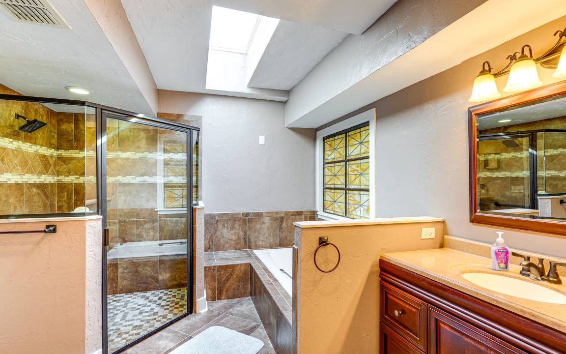 Photo of Bathroom in Haines City