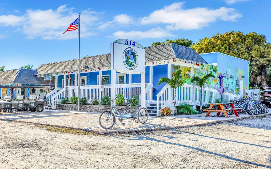 Photo of Others in Anna Maria