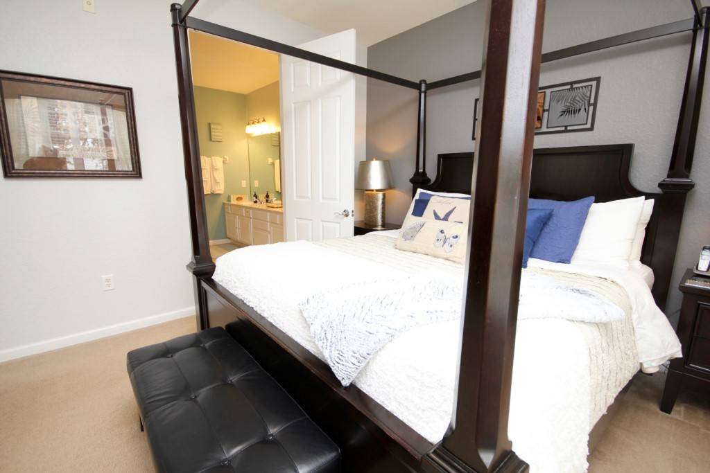 Photo of Bedroom in Florida Center