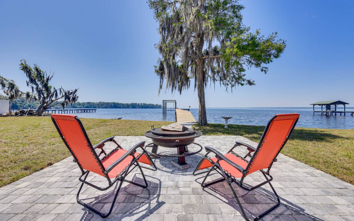 Photo of Patio Balcony in Doctors Inlet