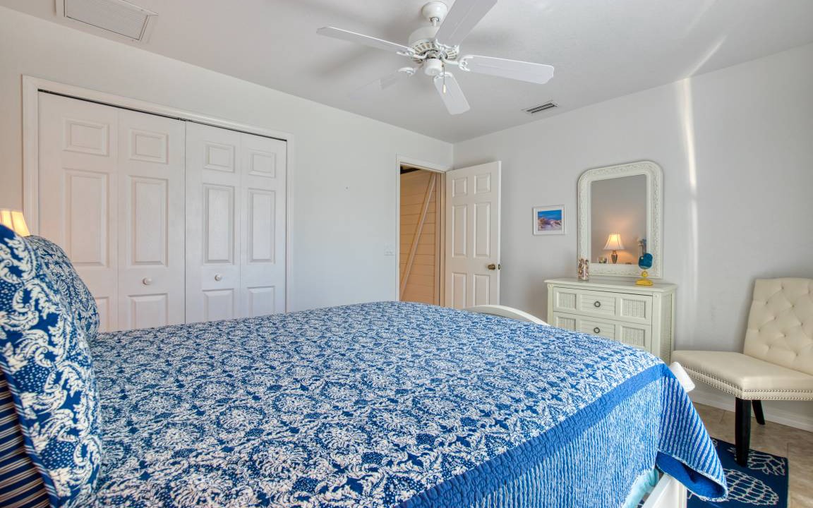 Photo of Bedroom in Caloosahatchee