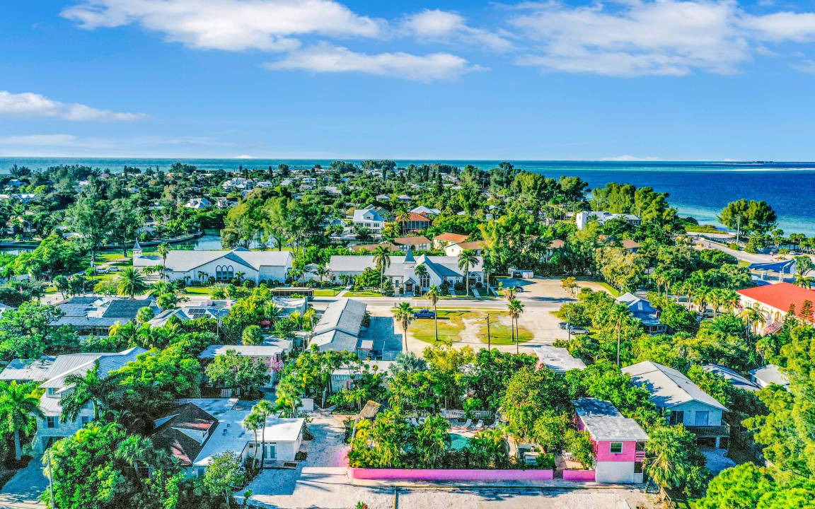 Photo of Others in Anna Maria