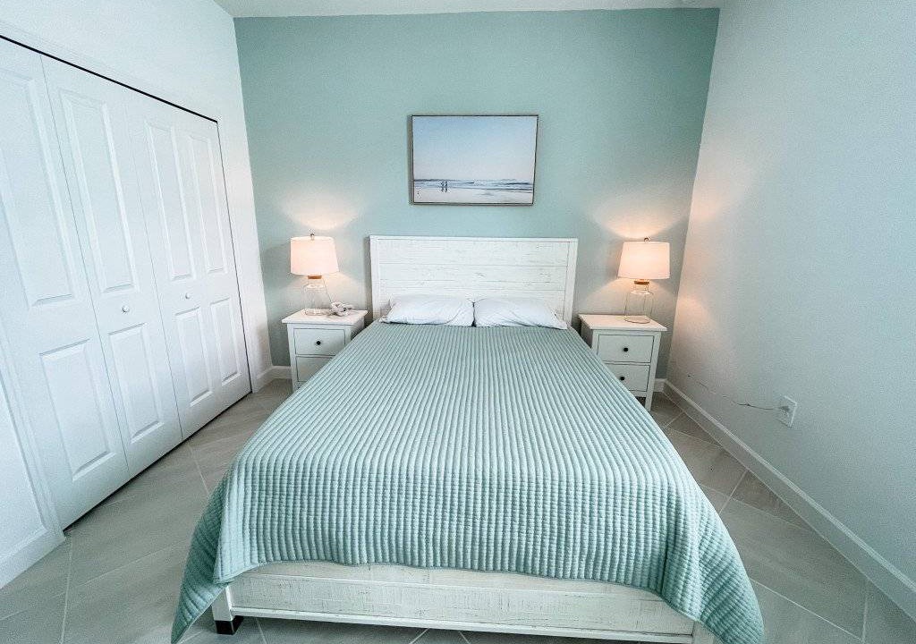 Photo of Bedroom in River Hall