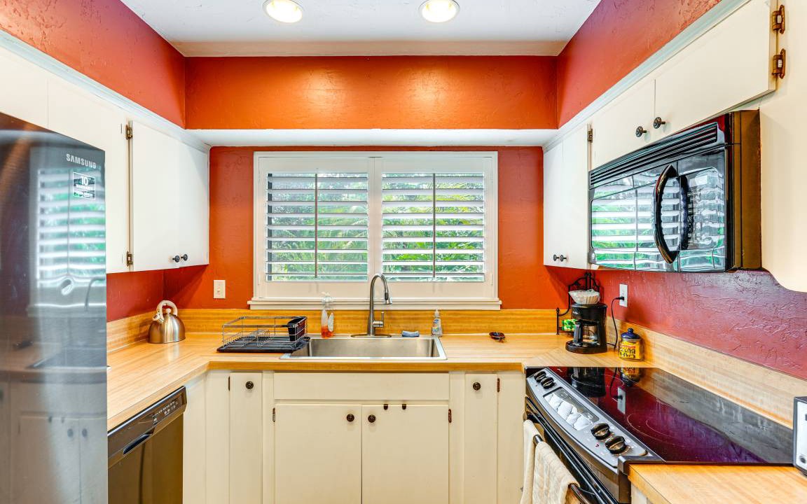 Photo of Kitchen in Haines City
