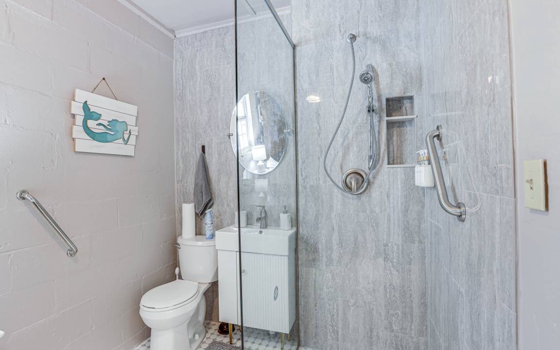 Photo of Bathroom in O Brien