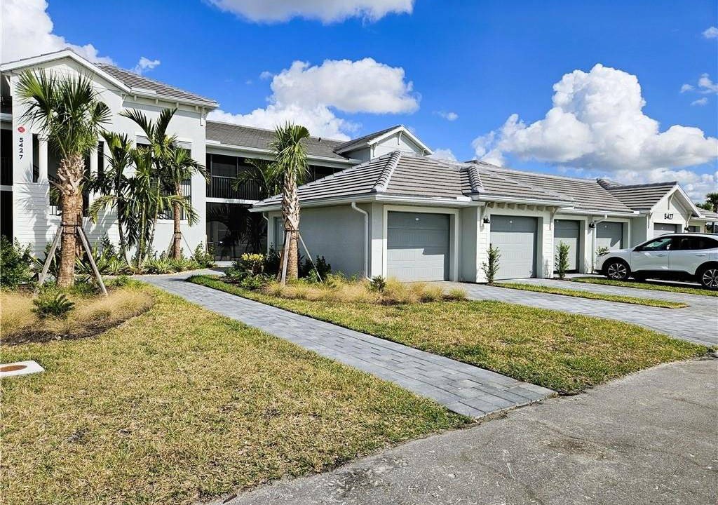 Photo of Buildings in Immokalee