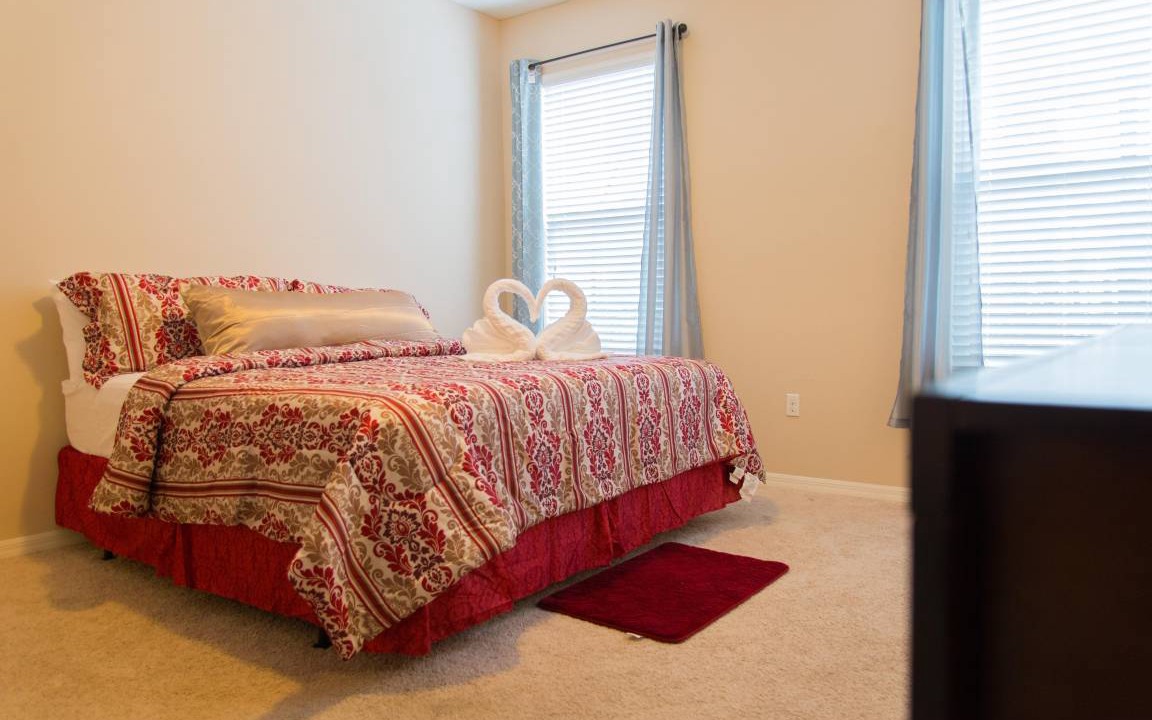 Photo of Bedroom in Trafalgar Village