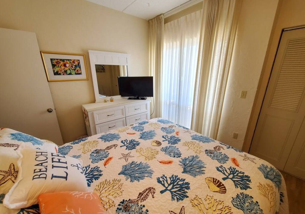 Photo of Bedroom in Butler Beach