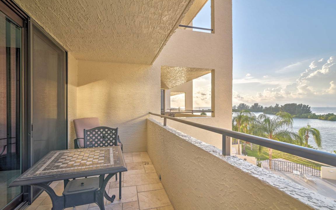 Photo of Patio Balcony in Hudson