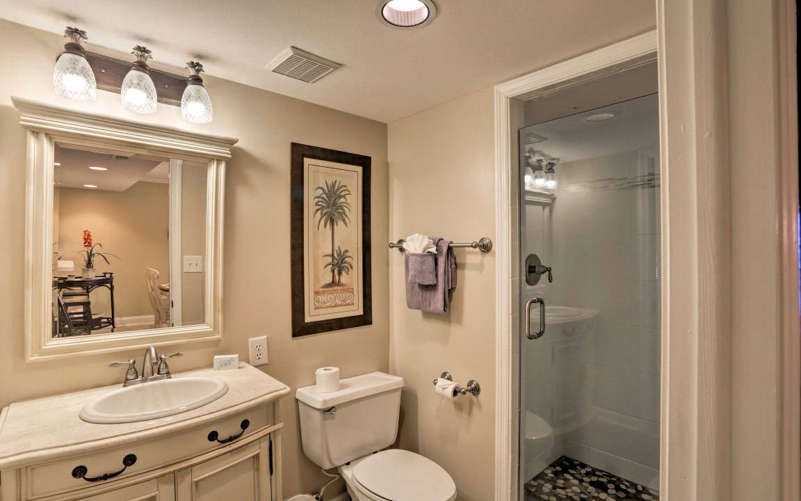 Photo of Bathroom in Englewood
