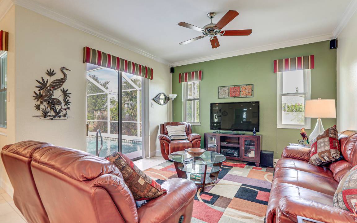 Photo of Livingroom in North Port