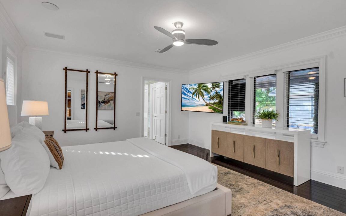 Photo of Bedroom in Harbor Beach