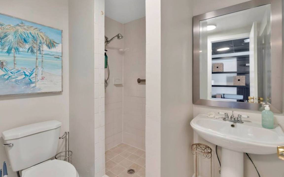 Photo of Bathroom in Allen's Ridge
