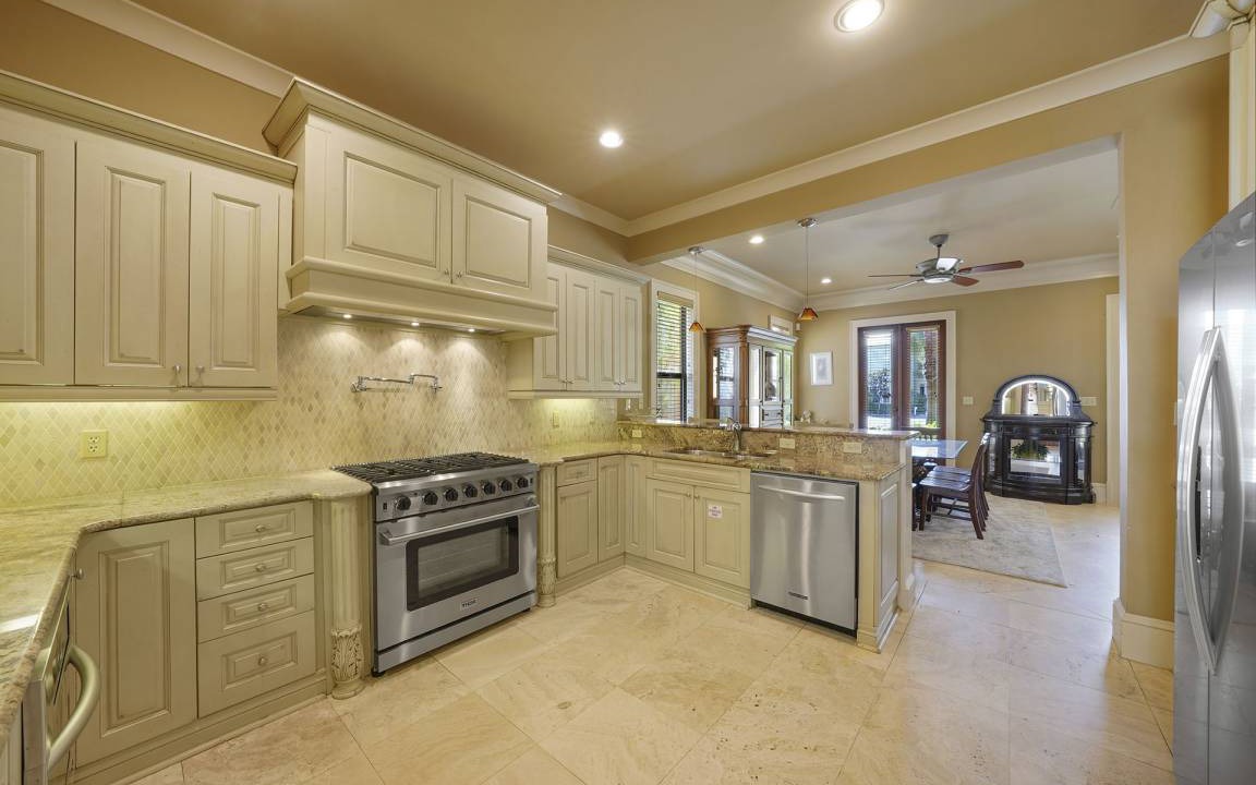 Photo of Kitchen in Emerald Waters Village