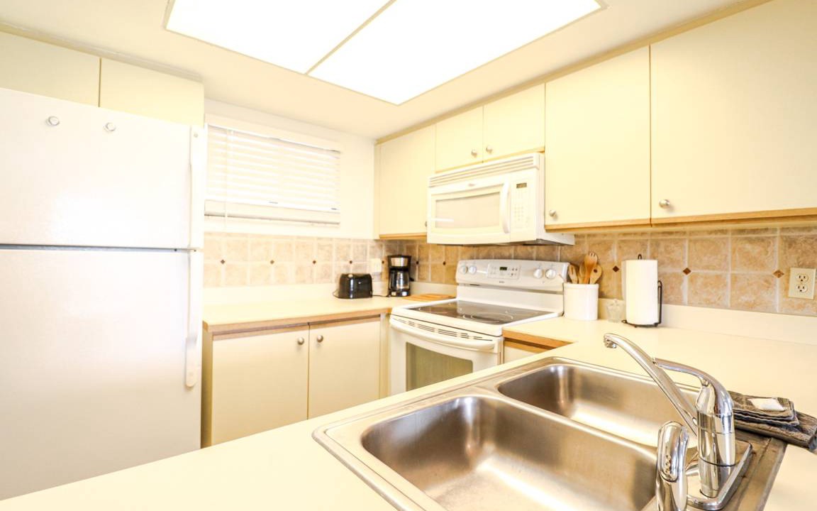 Photo of Kitchen in Butler Beach