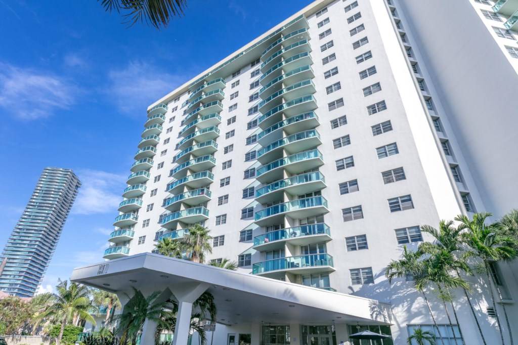 Photo of Others in Sunny Isles Beach