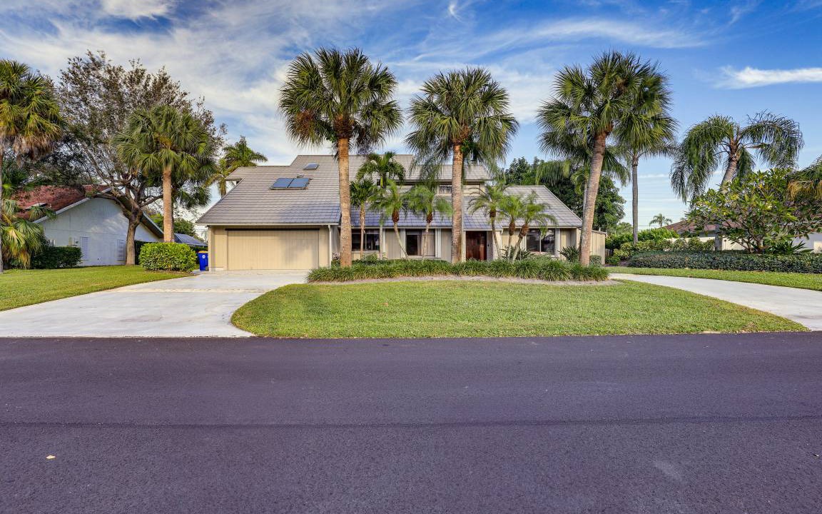 Photo of Others in Hobe Sound