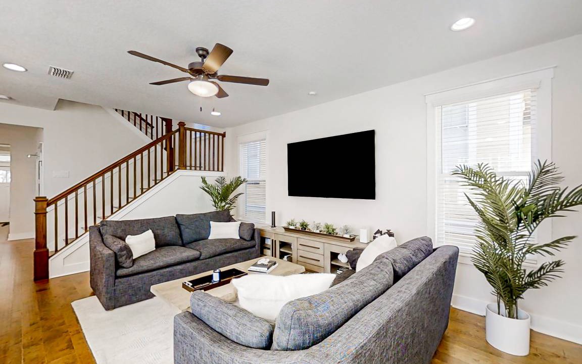 Photo of Livingroom in Urban Core