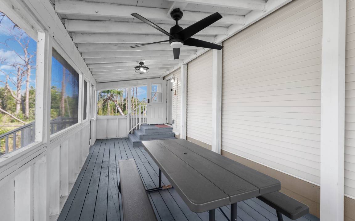 Photo of Patio Balcony in Saint James City