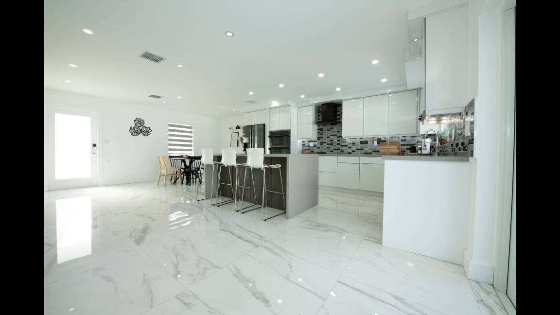 Photo of Kitchen in Kendale Lakes