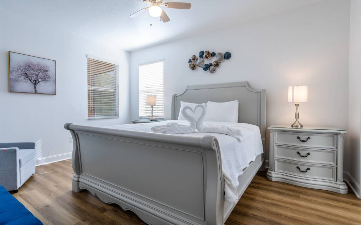 Photo of Bedroom in Watersong