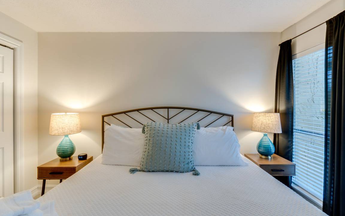 Photo of Bedroom in Gulf Gate Estates