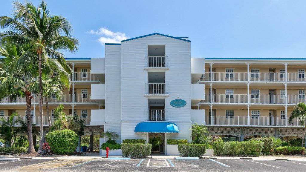 Photo of Others in Tavernier