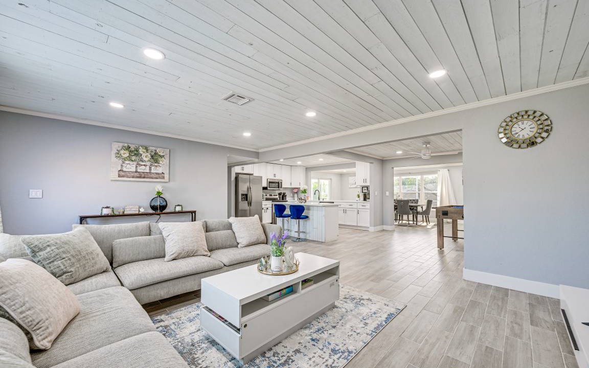 Photo of Livingroom in Oakland Hills