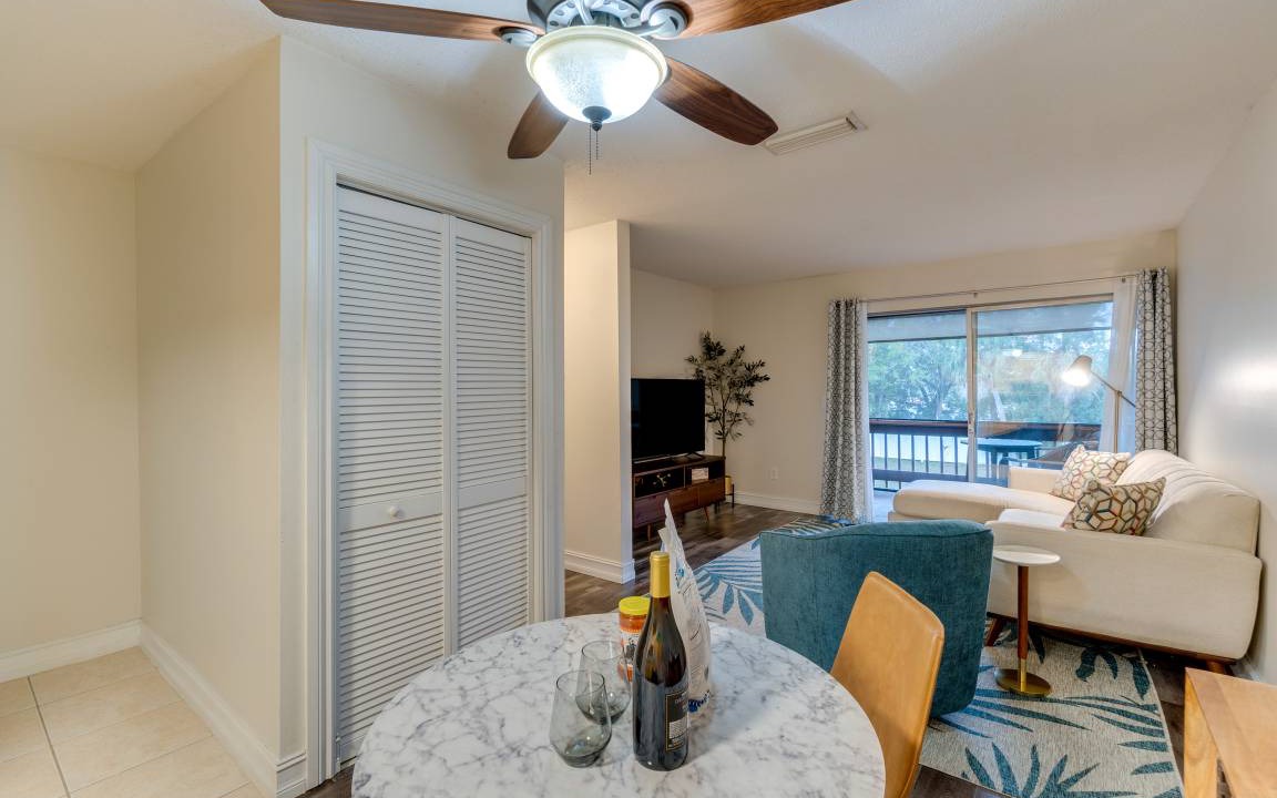 Photo of Livingroom in Gulf Gate Estates