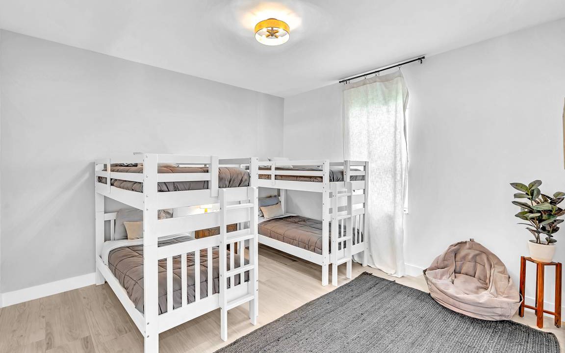 Photo of Bedroom in Poinsettia Heights